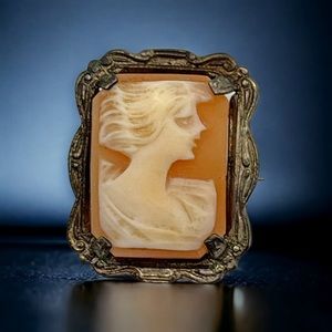 Antique Victorian Cameo Hand Carved Shell Dainty Brooch Pin C Clasp Jewelry